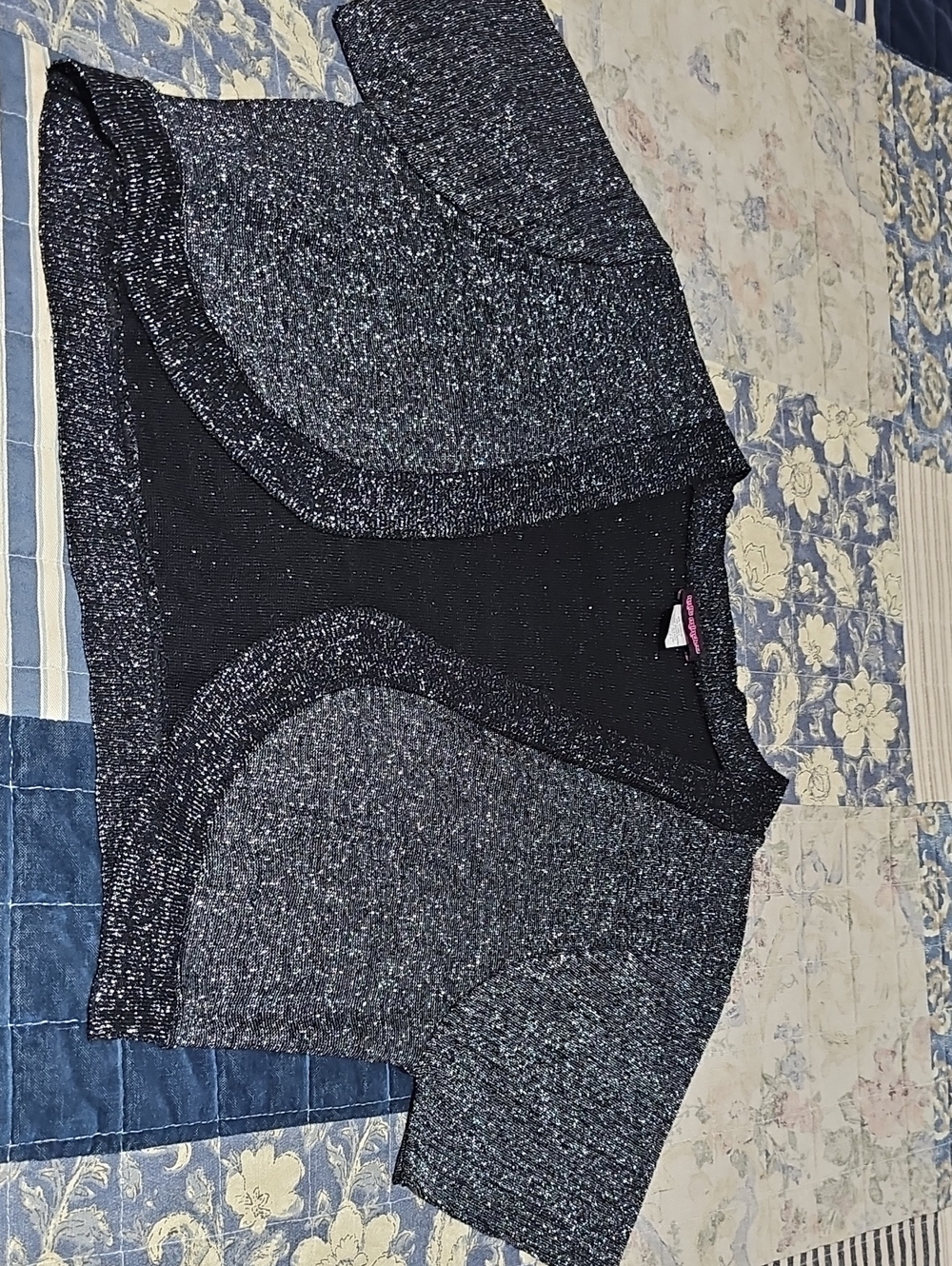 Sparkle Open-Front Short Sleeve Shrug - Silver/Black